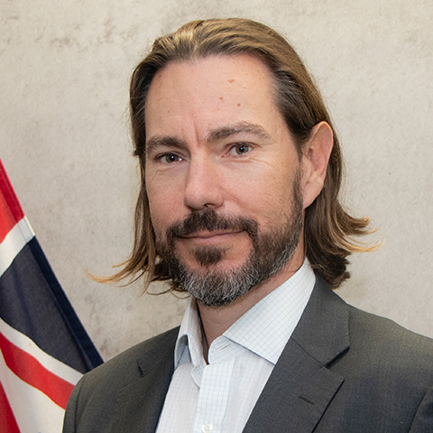 Dr Robert Hunjet